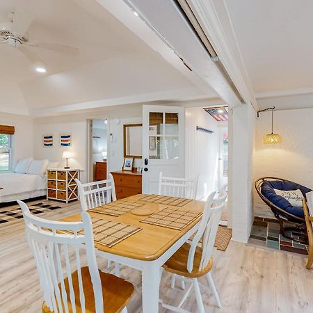 Sea House Villa Chatham Bagian luar foto
