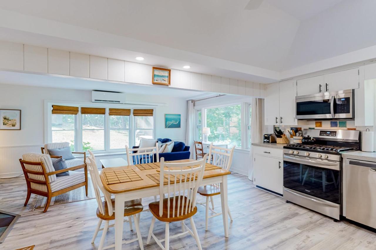 Sea House Villa Chatham Bagian luar foto