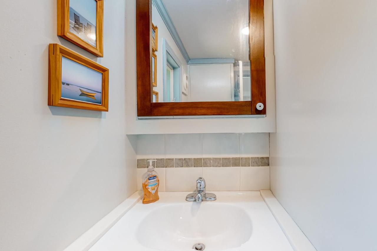 Sea House Villa Chatham Bagian luar foto